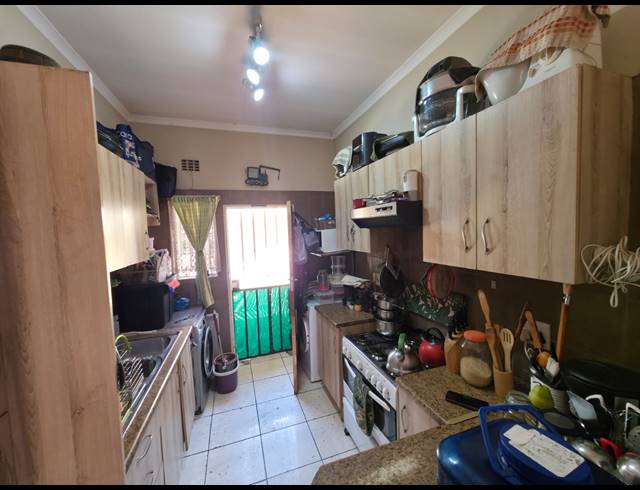 2 BEDROOM TOWNHOUSE FOR SALE IN KOOKRUS